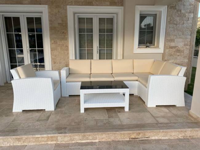 Кресло пластиковое плетеное с подушками Monaco Lounge белый 820х790х790 мм
